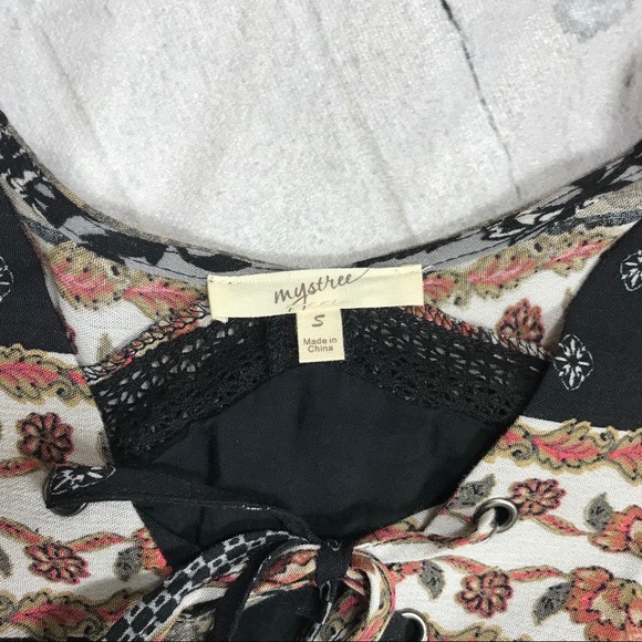 ❗️Sale ❗️ Boho Dress - Picture 4 of 8